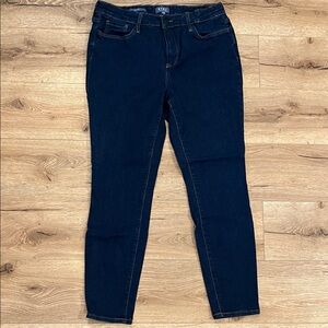EUC NYDJ skinny jeans